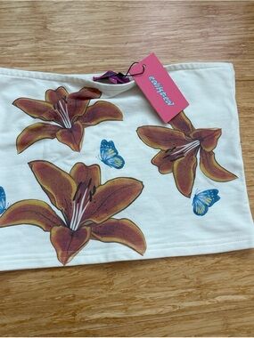 Edikted Floral White Tube Top with Brown Lilies & Blue Butterflies